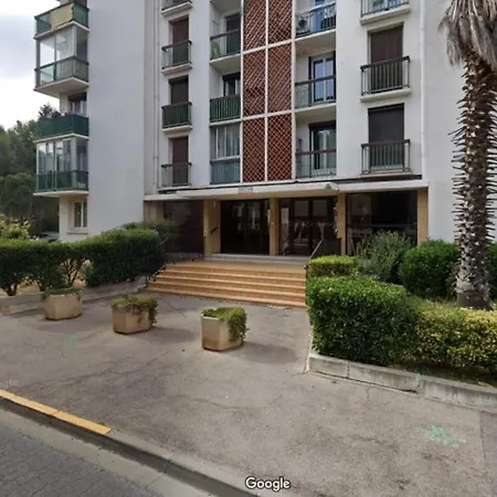 Apartment T2 30m2 Au Calme, Vue Montagnes, Apercu Mer